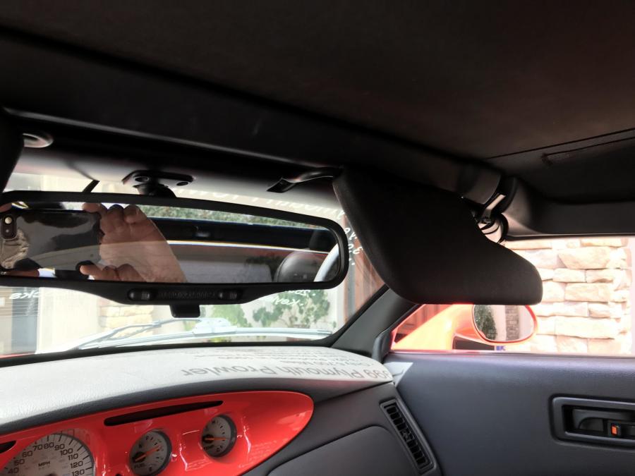 Интерьер Plymouth Prowler 1999 года  (фото 33 из 66)